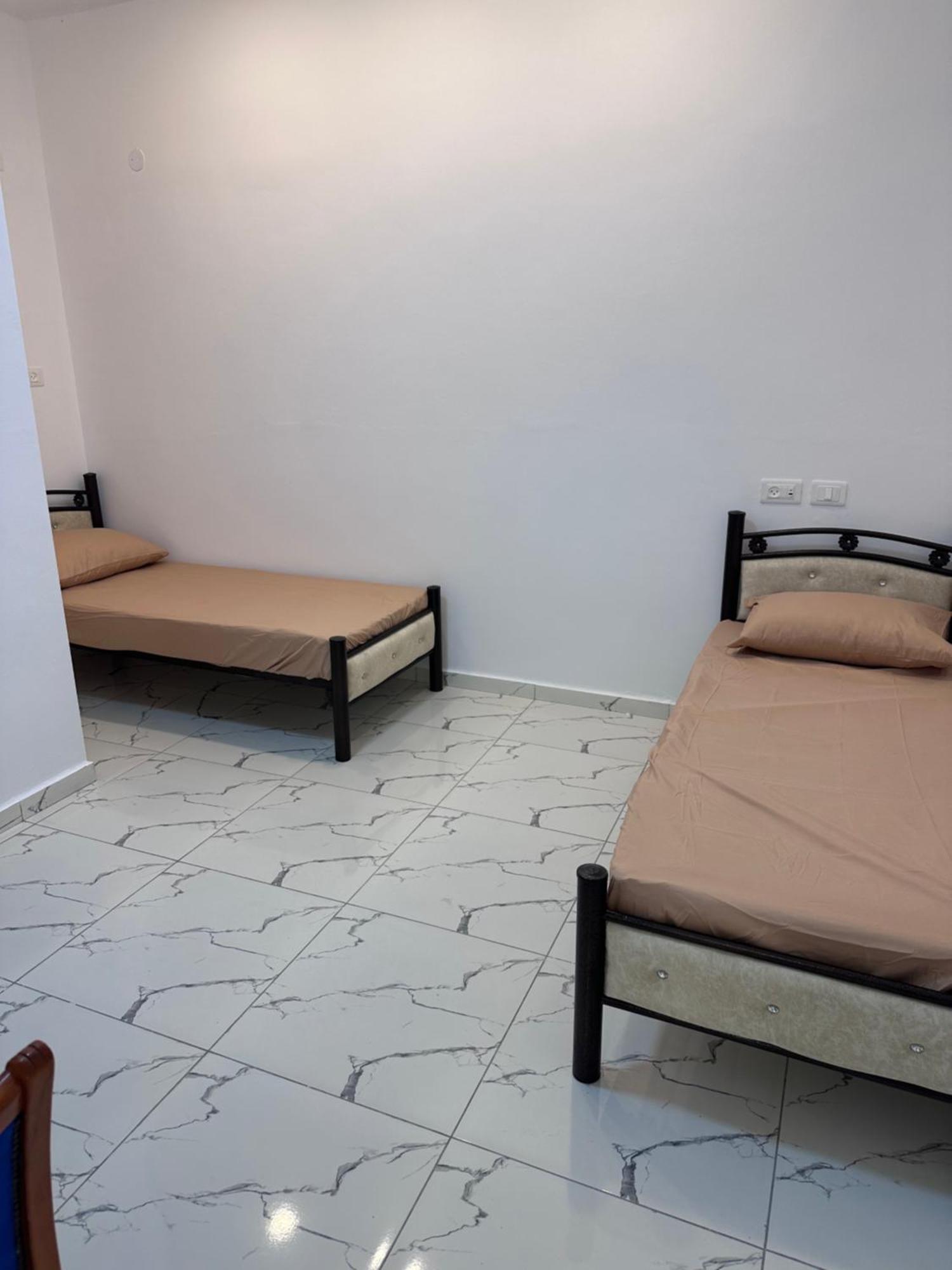 Steele honey Bed & Breakfast Ierihon Exterior foto